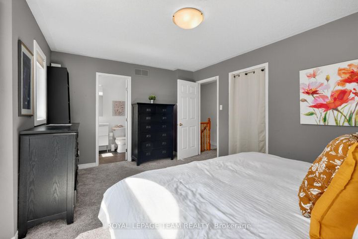 Photo 26 at 11 Avonhurst Avenue, Nepean (Longfields), Ottawa