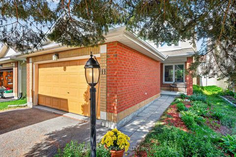 Photo 1 at 11 Avonhurst Avenue, Nepean (Longfields), Ottawa