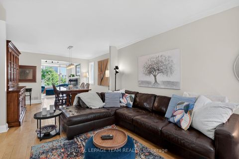 Photo 9 at 11 Avonhurst Avenue, Nepean (Longfields), Ottawa