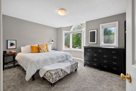 Photo 24 at 11 Avonhurst Avenue, Nepean (Longfields), Ottawa