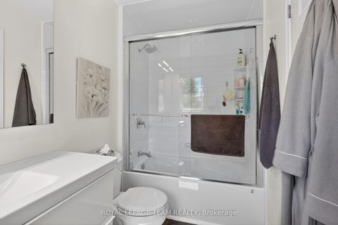 Photo 28 at 11 Avonhurst Avenue, Nepean (Longfields), Ottawa
