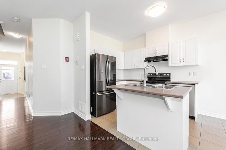 Photo 17 at 183 Claridge Drive, Nepean (Longfields), Ottawa