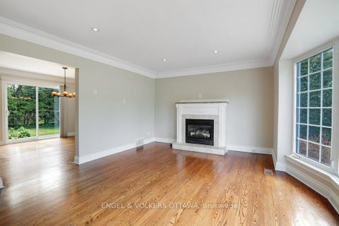 Photo 7 at 23 Biscayne Crescent, Nepean (Borden Farm/Stewart Farm/Carleton Heights/Parkwood Hills), Ottawa