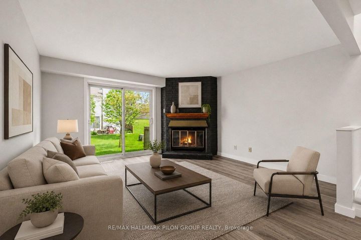 Photo 3 at B - 110 Valley Stream Drive, Nepean (Leslie Park), Ottawa