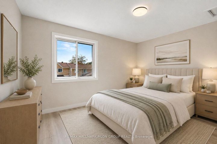 Photo 11 at B - 110 Valley Stream Drive, Nepean (Leslie Park), Ottawa