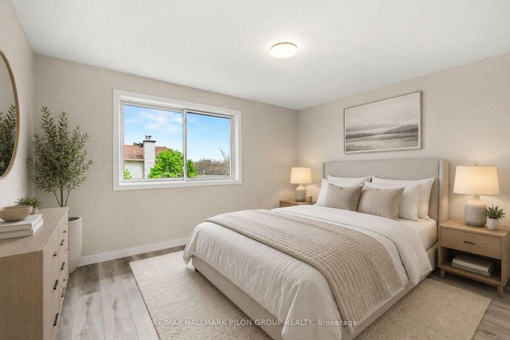 Photo 12 at B - 110 Valley Stream Drive, Nepean (Leslie Park), Ottawa