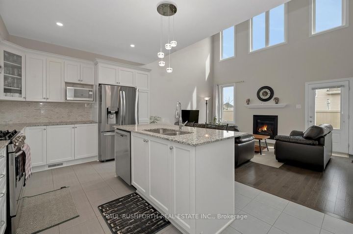 Photo 12 at 101 Red Rock Lane, Nepean (Half Moon Bay), Ottawa