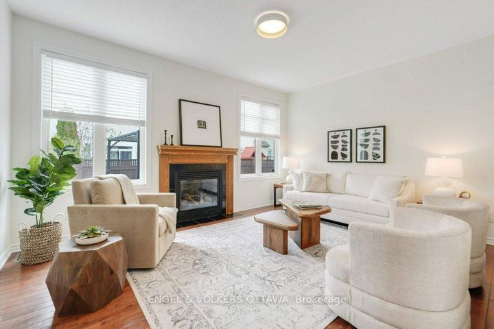 Photo 11 at 2531 Stone Cove Crescent, Nepean (Half Moon Bay), Ottawa