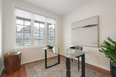 Photo 2 at 2531 Stone Cove Crescent, Nepean (Half Moon Bay), Ottawa