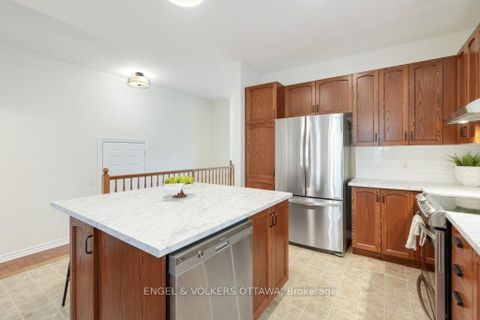 Photo 7 at 2531 Stone Cove Crescent, Nepean (Half Moon Bay), Ottawa