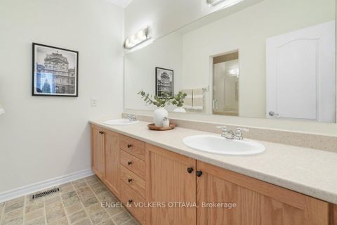Photo 17 at 2531 Stone Cove Crescent, Nepean (Half Moon Bay), Ottawa