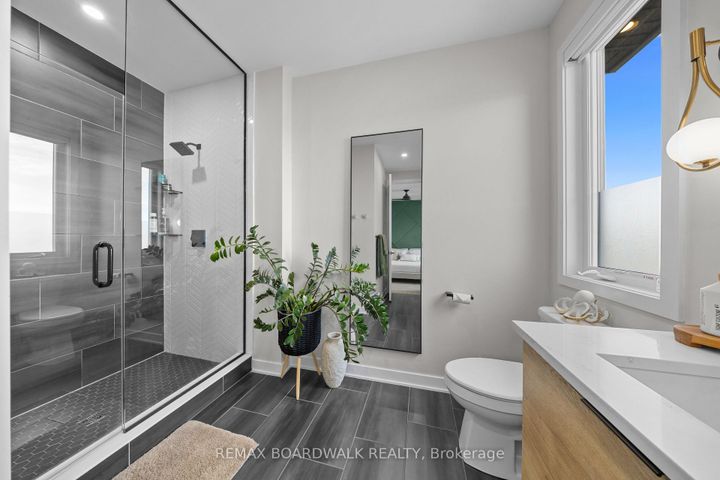 Photo 31 at 332 Finial Way, Nepean (Half Moon Bay), Ottawa