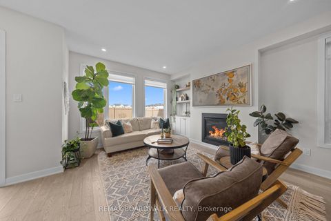 Photo 17 at 332 Finial Way, Nepean (Half Moon Bay), Ottawa