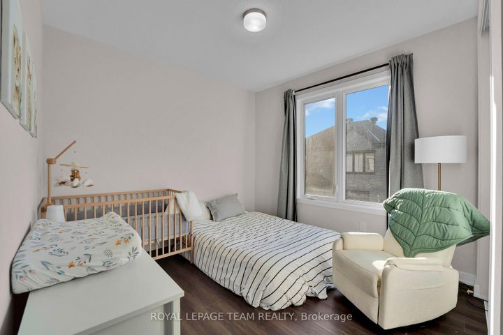 Photo 24 at 364 Peninsula Road, Nepean (Heritage Park), Ottawa