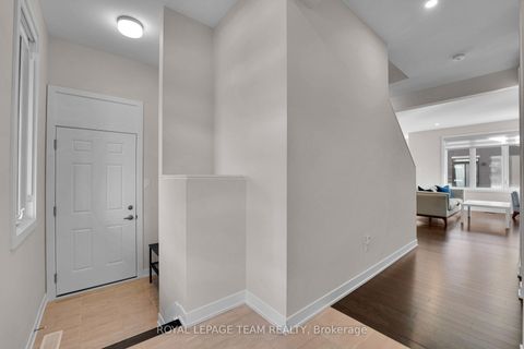 Photo 2 at 364 Peninsula Road, Nepean (Heritage Park), Ottawa
