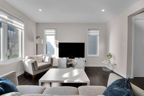 Photo 9 at 364 Peninsula Road, Nepean (Heritage Park), Ottawa