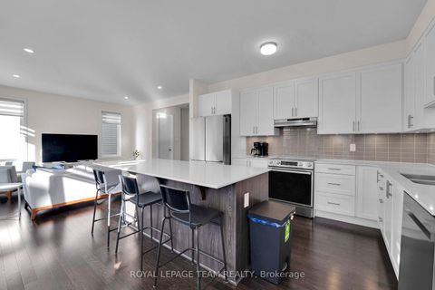 Photo 16 at 364 Peninsula Road, Nepean (Heritage Park), Ottawa