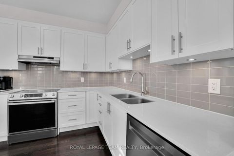 Photo 18 at 364 Peninsula Road, Nepean (Heritage Park), Ottawa