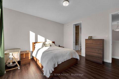 Photo 21 at 364 Peninsula Road, Nepean (Heritage Park), Ottawa