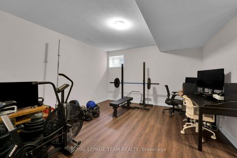 Photo 31 at 364 Peninsula Road, Nepean (Heritage Park), Ottawa