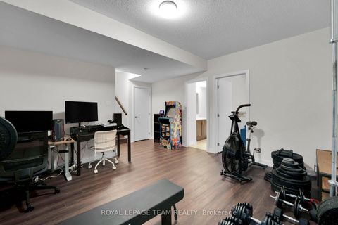Photo 32 at 364 Peninsula Road, Nepean (Heritage Park), Ottawa