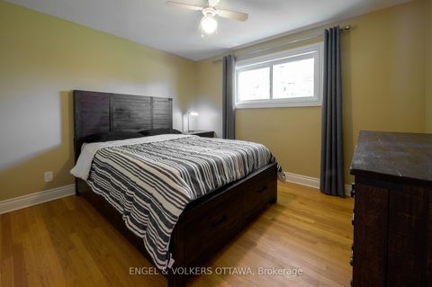 Photo 17 at 20 Majestic Drive, Nepean (Manordale), Ottawa