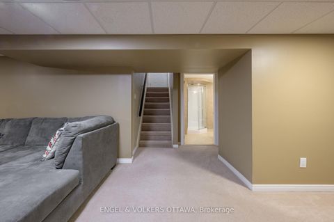 Photo 22 at 20 Majestic Drive, Nepean (Manordale), Ottawa