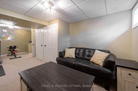 Photo 26 at 20 Majestic Drive, Nepean (Manordale), Ottawa