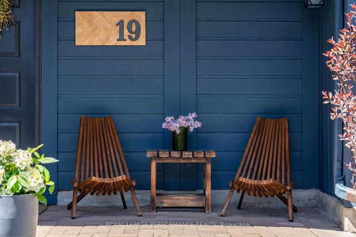 Photo 2 at 19 Colley Street, Nepean (Hearts Desire), Ottawa