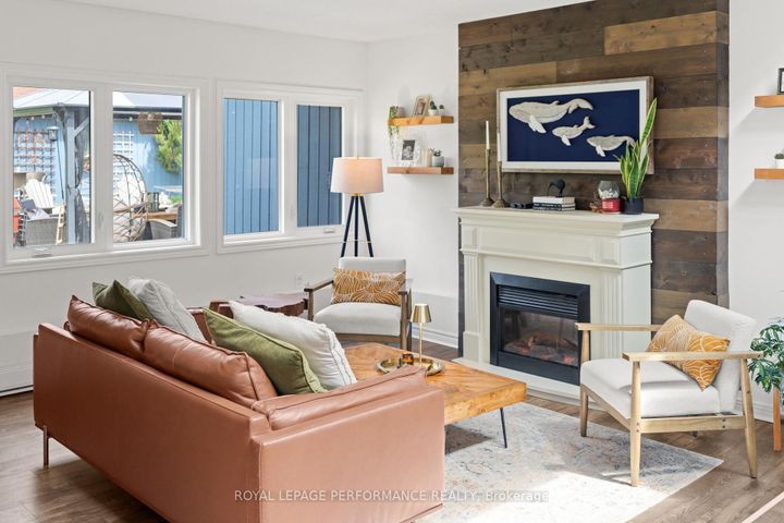 Photo 7 at 19 Colley Street, Nepean (Hearts Desire), Ottawa