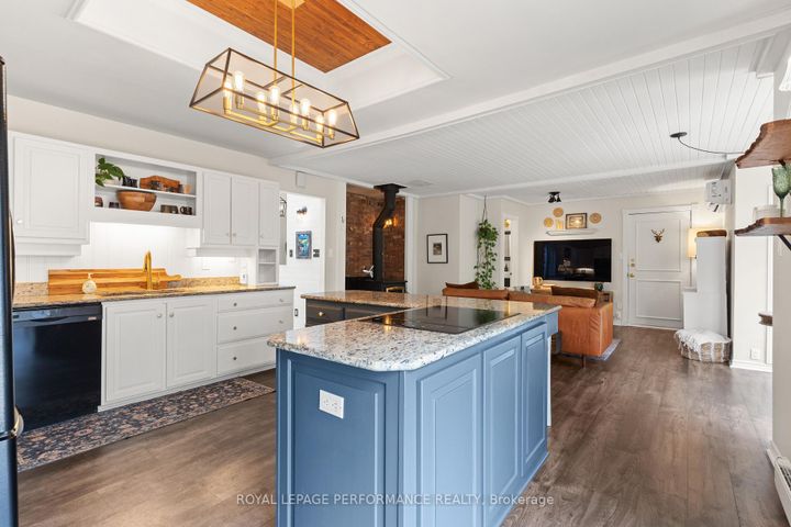 Photo 20 at 19 Colley Street, Nepean (Hearts Desire), Ottawa