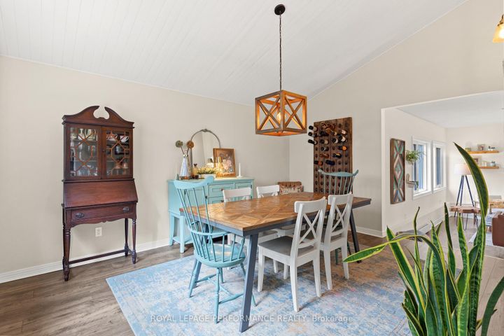 Photo 23 at 19 Colley Street, Nepean (Hearts Desire), Ottawa
