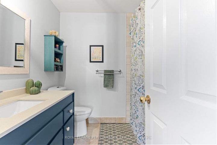 Photo 29 at 19 Colley Street, Nepean (Hearts Desire), Ottawa