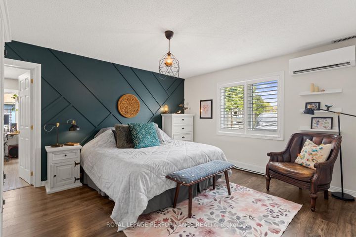 Photo 30 at 19 Colley Street, Nepean (Hearts Desire), Ottawa