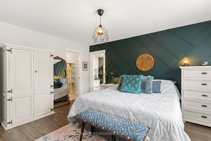 Photo 32 at 19 Colley Street, Nepean (Hearts Desire), Ottawa