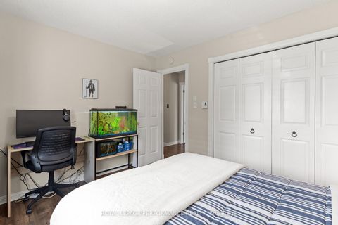Photo 28 at 19 Colley Street, Nepean (Hearts Desire), Ottawa