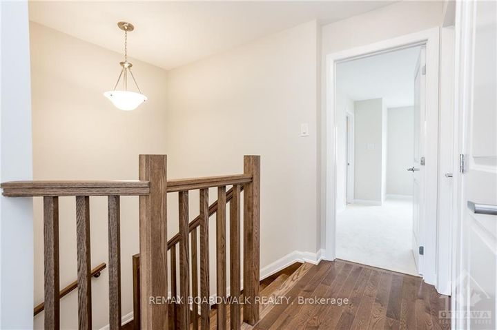 Photo 13 at 262 TULLAGHAN Heights, Nepean (Half Moon Bay), Ottawa