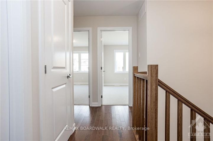 Photo 19 at 262 TULLAGHAN Heights, Nepean (Half Moon Bay), Ottawa