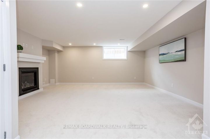 Photo 24 at 262 TULLAGHAN Heights, Nepean (Half Moon Bay), Ottawa