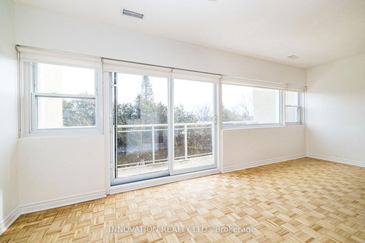 Photo 9 at 224 - 12 Corkstown Road, Nepean (Lakeview Park), Ottawa
