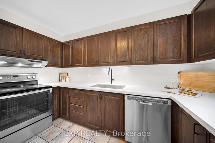 Photo 12 at 172 Centrepointe Drive, Nepean (Centrepointe), Ottawa