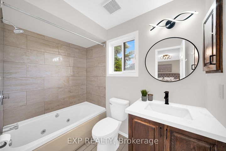 Photo 22 at 172 Centrepointe Drive, Nepean (Centrepointe), Ottawa