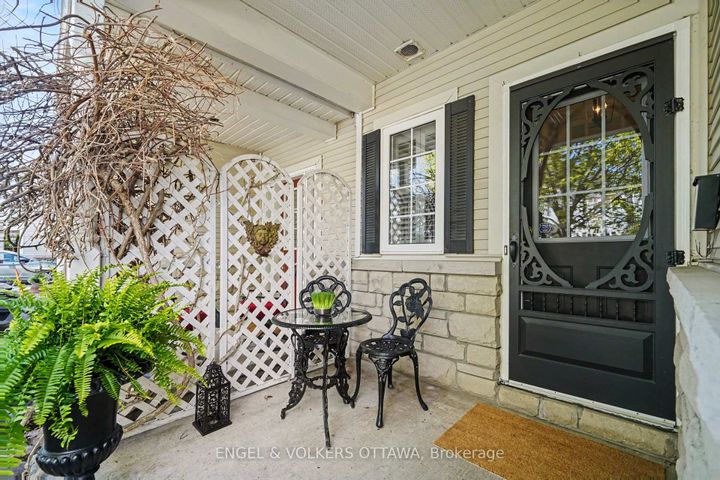 Photo 1 at 114 Rustwood Private, Nepean (Stonebridge), Ottawa