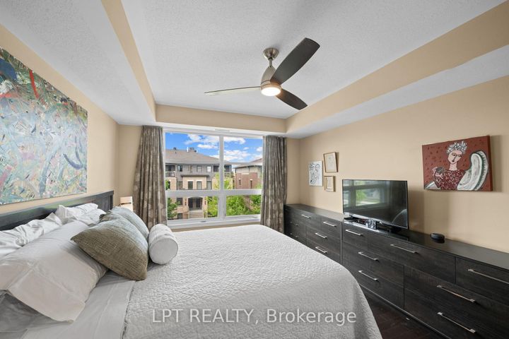 Photo 25 at 301 - 298 Glenroy Gilbert Drive, Nepean (Strandherd), Ottawa