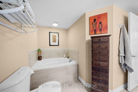 Photo 29 at 301 - 298 Glenroy Gilbert Drive, Nepean (Strandherd), Ottawa