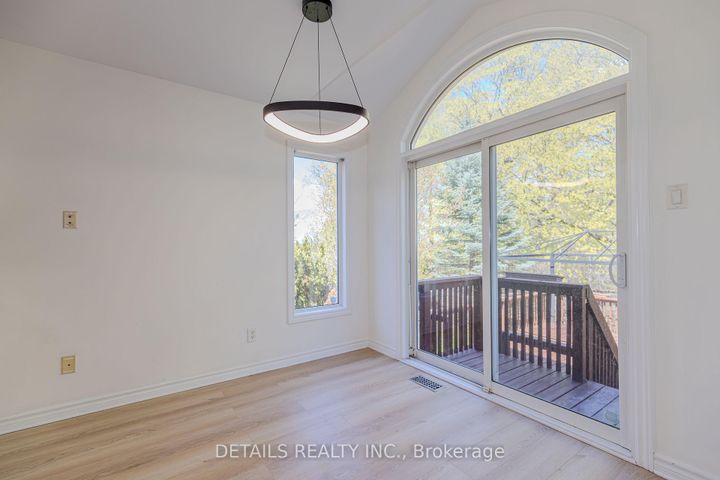 Photo 17 at 134 Tacom Circle, Nepean (Strandherd), Ottawa