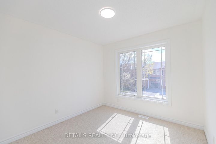 Photo 36 at 134 Tacom Circle, Nepean (Strandherd), Ottawa