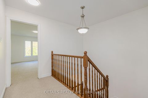 Photo 28 at 134 Tacom Circle, Nepean (Strandherd), Ottawa