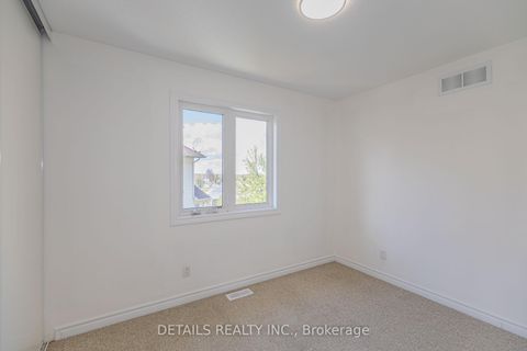 Photo 39 at 134 Tacom Circle, Nepean (Strandherd), Ottawa