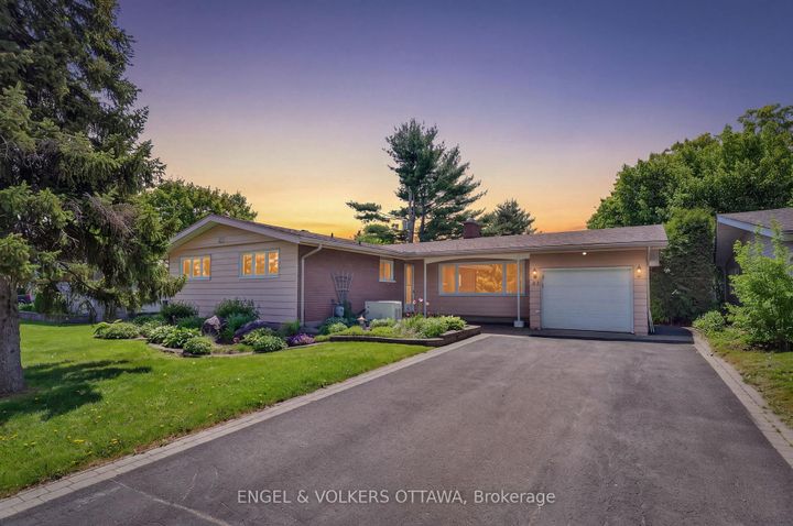 Photo 0 at 62 Wigan Drive, Nepean (Borden Farm/Stewart Farm/Carleton Heights/Parkwood Hills), Ottawa